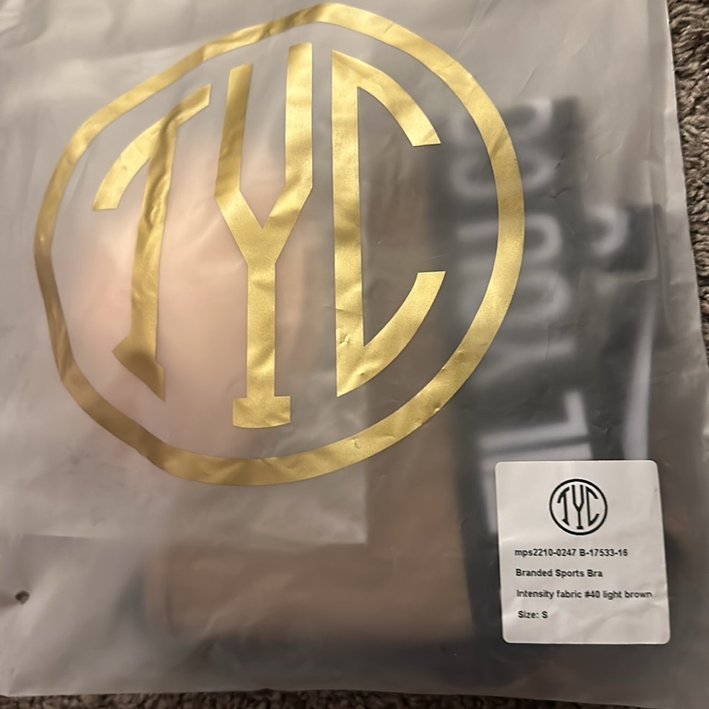 Til you collapse intensity branded workout set - Picture 6 of 10